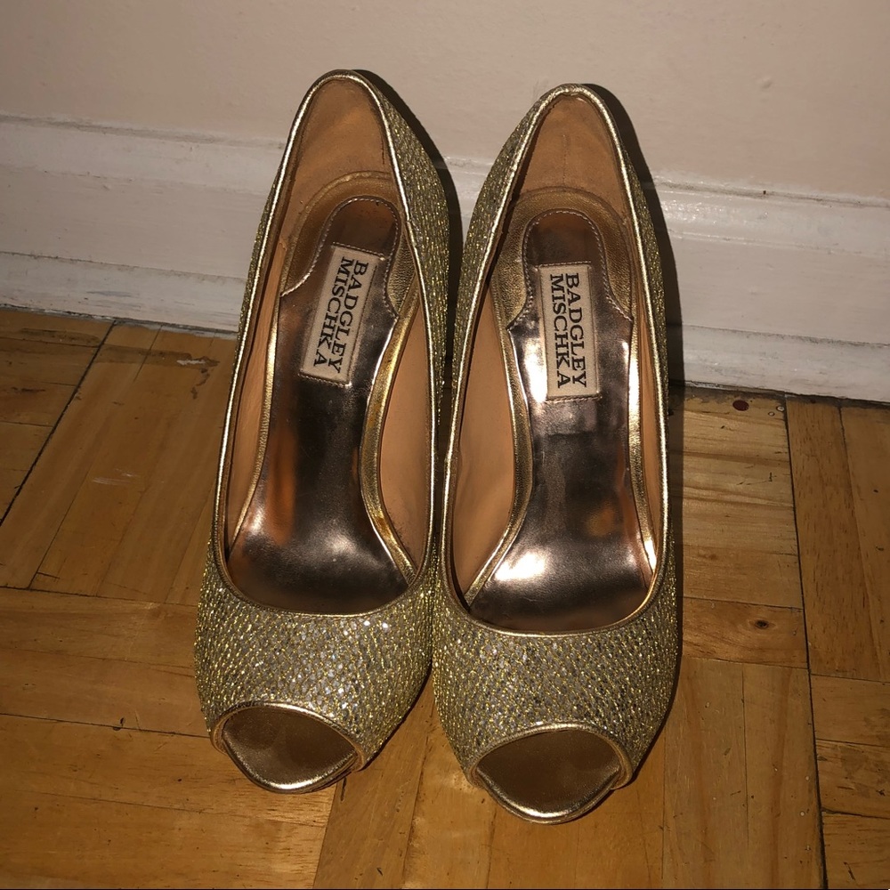 Badgley Mischka Gold Heels - Picture 2 of 4